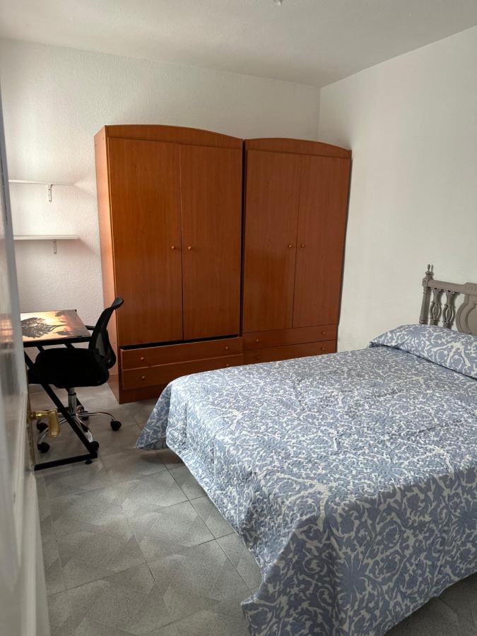Apartamento Almeria Centrico Luaran gambar